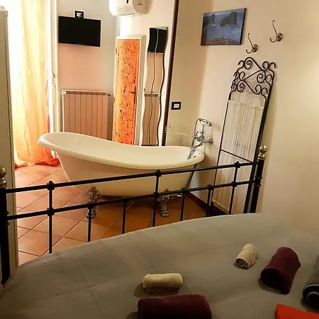 Via Dei Mille Bed and Breakfast